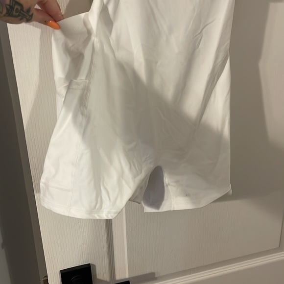 Viral Halara dress with shorts - Picture 3 of 6